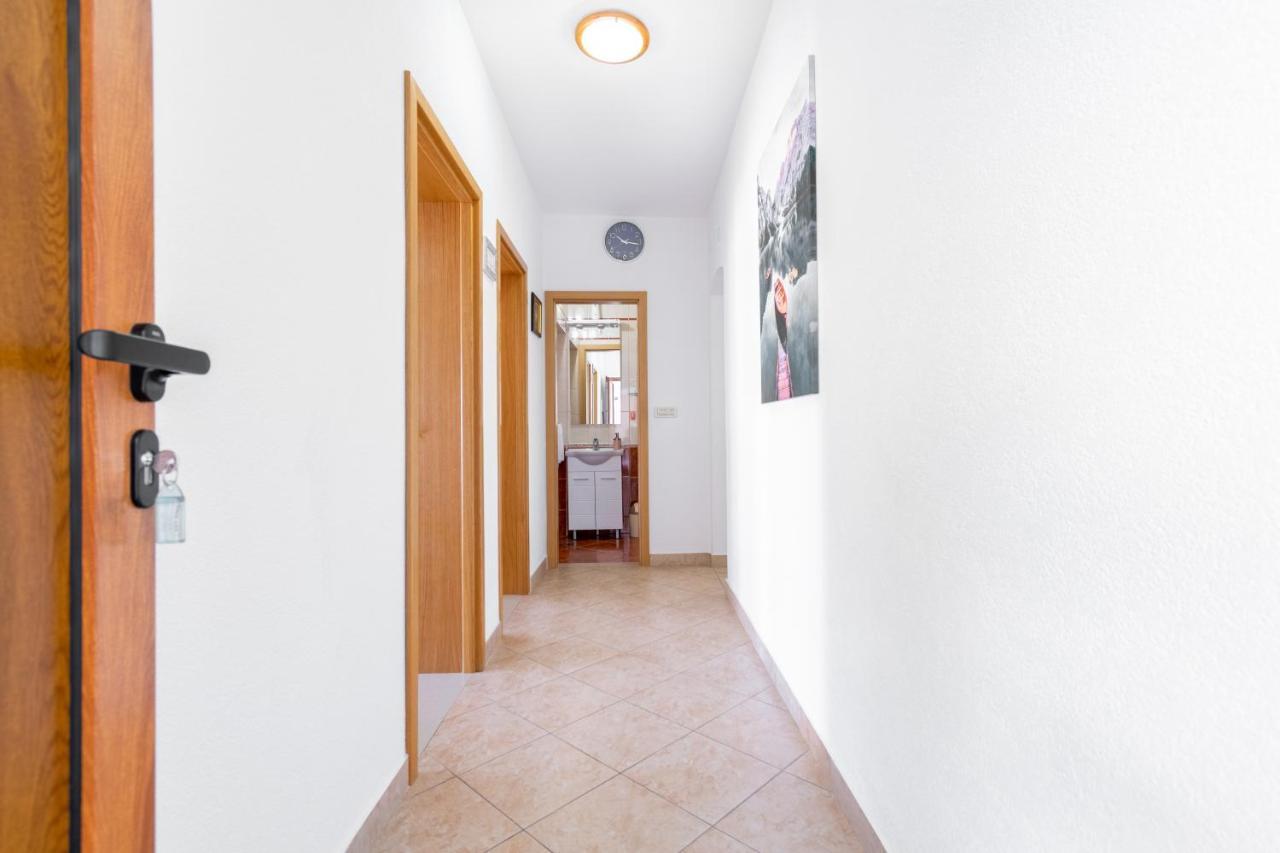 Apartmani Roko 바스카보다 외부 사진