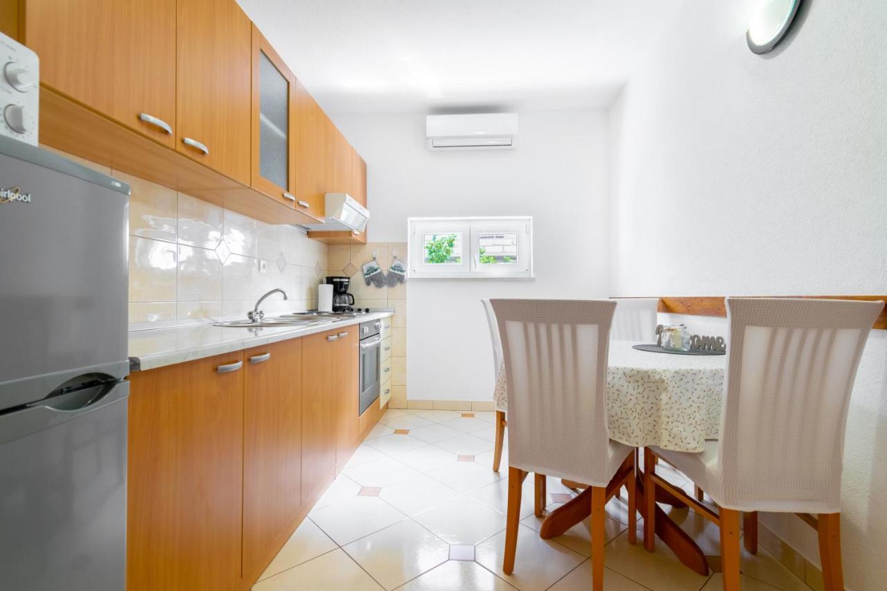 Apartmani Roko 바스카보다 외부 사진